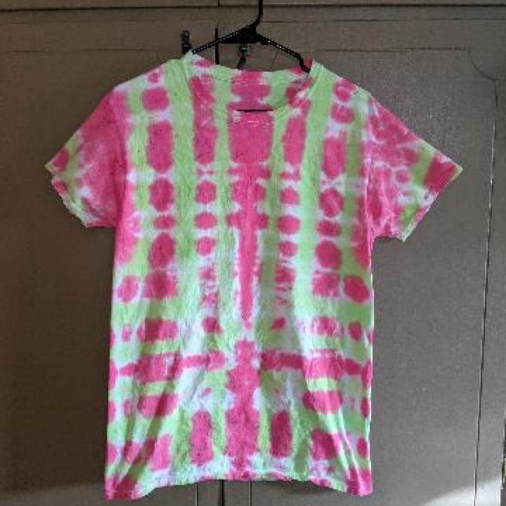 Tie Dye hand-made-- Mens M